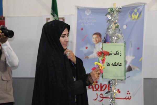 مراسم نمادین زنگ شور عاطفه ها باحضورمسئولین آموزش و پرورش