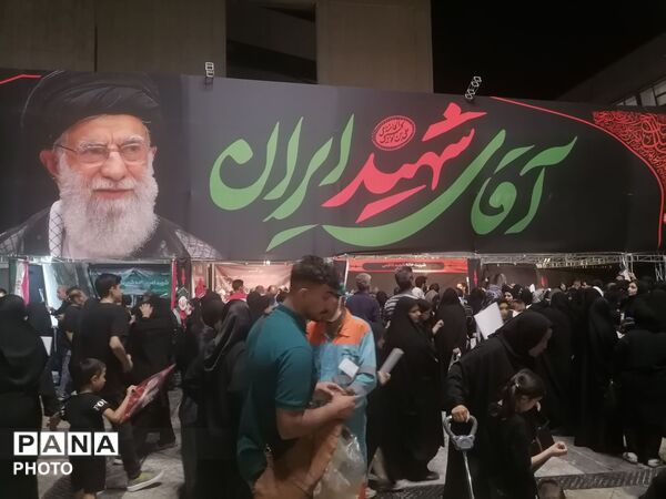میدان شهدا عرصه میعاد گاه عاشقان سید علی خامنه‌ای