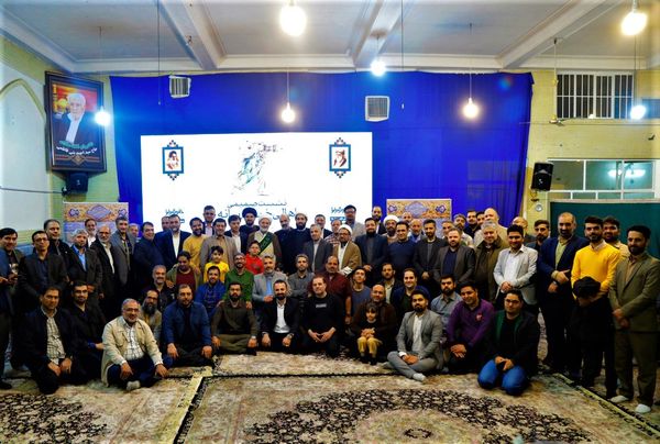 دورهمی رسانه‌ای اعضای خانه مطبوعات استان قم