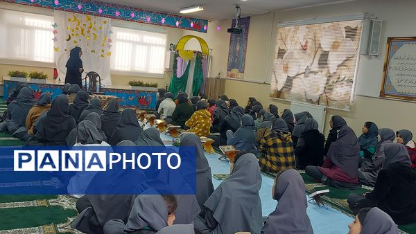 برگزاری جلسه توجیهی هدایت تحصیلی در مدرسه حضرت معصومه (س)
