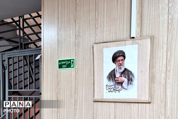 آمادگی دبستان شهید قلنبر ناحیه دو شهرری برای پذیرایی از زائران امام شهید