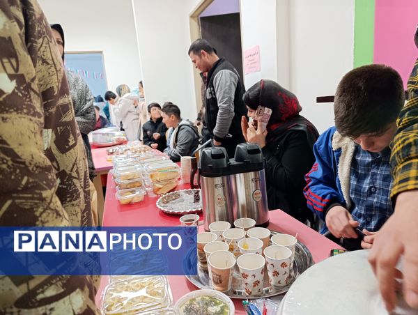 برپایی بازارچه کار و فناوری دبیرستان غیر دولتی شایستگان آشخانه 