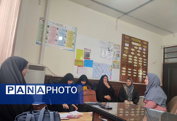 بازید راهبران آموزشی از دبیرستان میثاق منطقه تبادکان مشهد