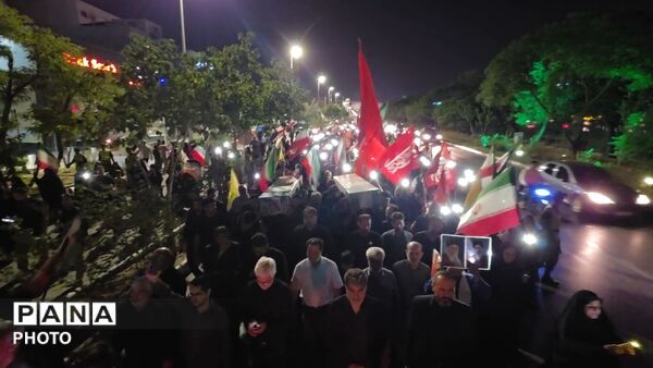 وداع مشهدی‌ ها با لاله‌های خونین خیابان اقبال لاهوری در بلوار وکیل‌ آباد از قاب پانا