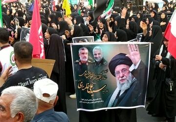 تشییع نمادین جاماندگان از پیکر آقای شهید