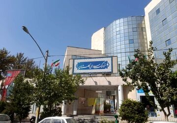 برپایی سفره احسان برای نوجوانان بی بضاعت در جشن میلاد امام حسن