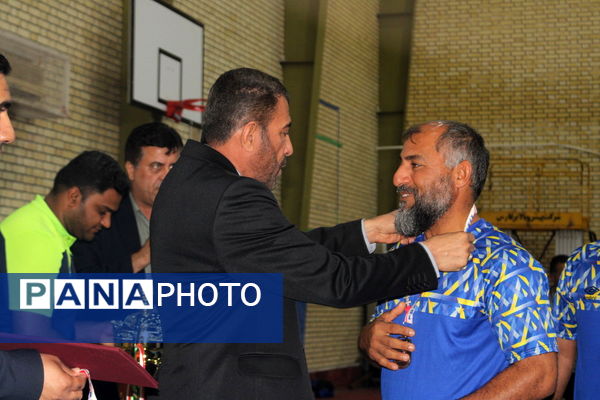 سعدآباد قهرمان مسابقات فوتسال فرهنگیان استان بوشهر 