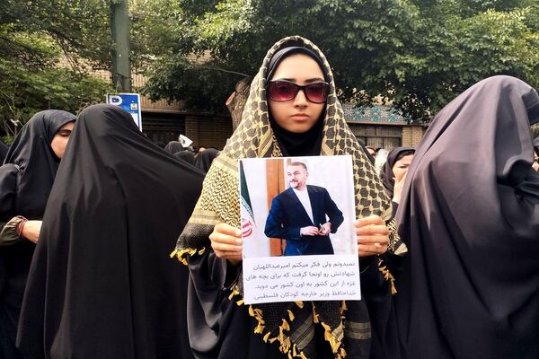 وداع تاریخی مشهدی‌ها با خادم‌الرضا؛ شهید جمهور