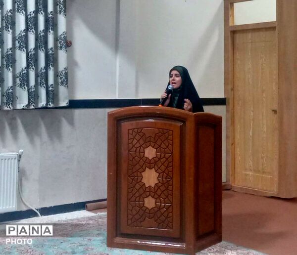 جنگ شادی و محفل انس با قران دبیرستان خاص فرهنگ در حسینیه شهید قاجاریان