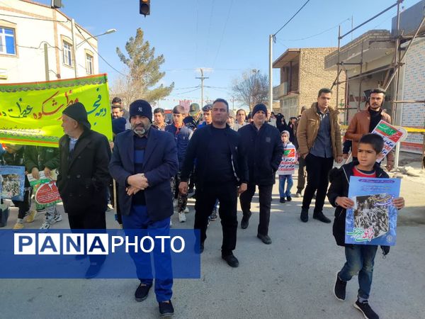 حضور پرشور مردم انقلابی شهر حسن آباد جرقویه علیا در راهپیمایی یوم الله ۲۲ بهمن