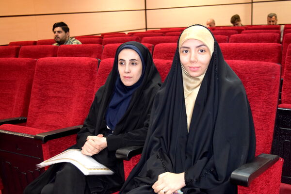 نشست توانمندسازی مدیران منطقه ۱۴ با محوریت مدیریت مدرسه‌محور و تحول آموزشی