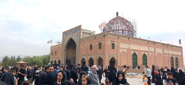 پیاده‌رویی جاماندگان اربعین در محمدشهرکرج 