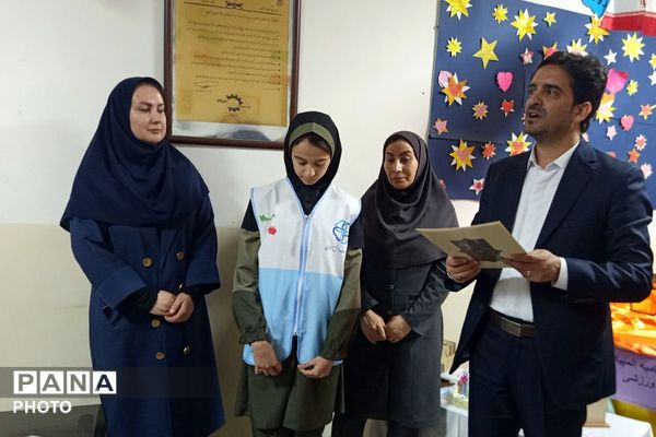 طرح محیط زیستی شهید مفقود الاثر ماکان نصیری در مدرسه رضوان ناحیه دو بهارستان