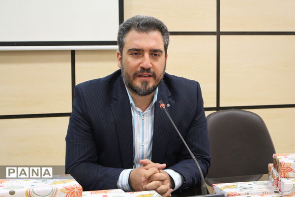تجلیل از فرهنگیان فرمانده واحد حوزه بسیج دانش‌آموزی شهیده هاجریان 
