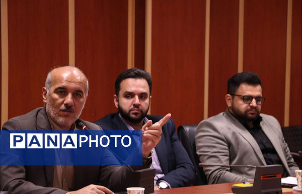 مراسم تجلیل از خبرنگاران پانا گلستان