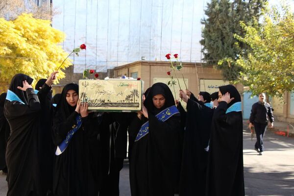 دو فرشته نورانی در دبیرستان فاطمه الزهرا (س)
