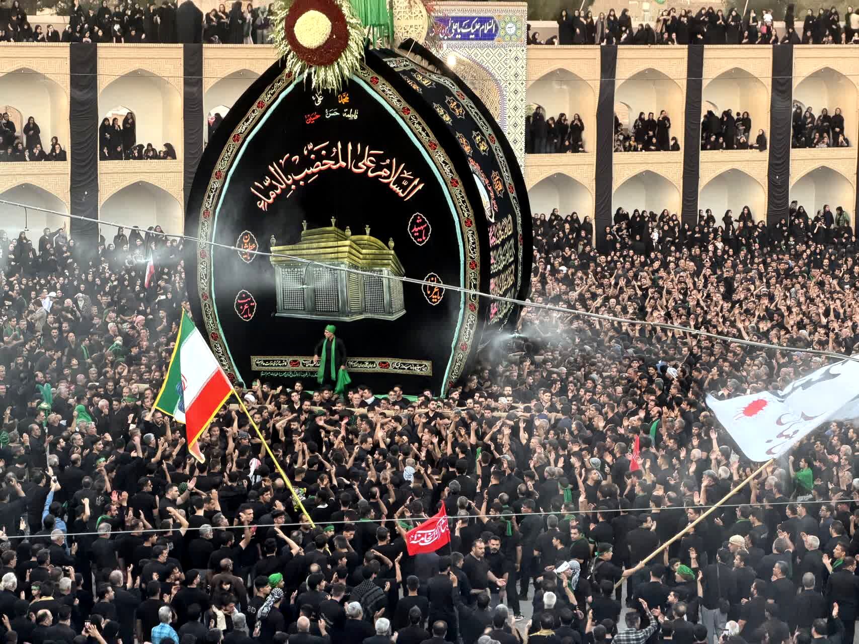 عزاداری ظهر عاشورا در اشکذر