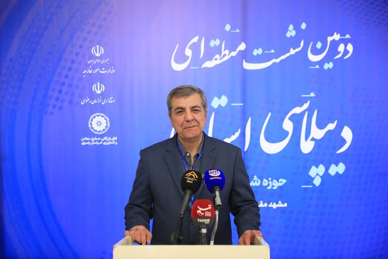 دیپلماسی دوستانه، مسیر موفقیت در تجارت جهانی است
