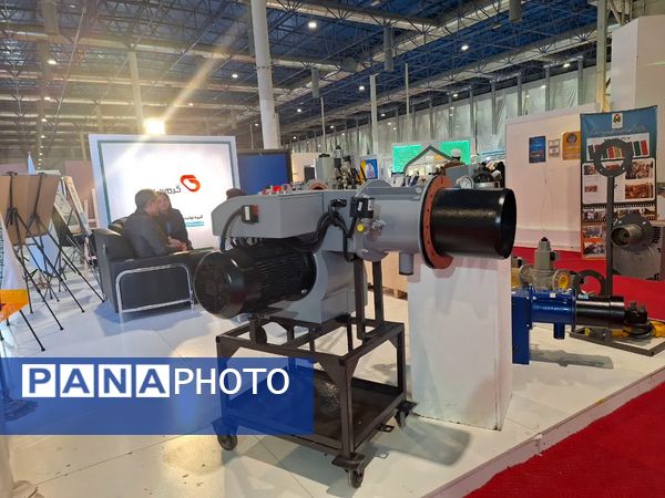 روز سوم از نمایشگاه پژوهش و فناوری در مشهد