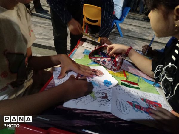 غرفه دهه نودی ها  میزبان کودکان نیشابوری برای هفتاد و هفتمین بار 