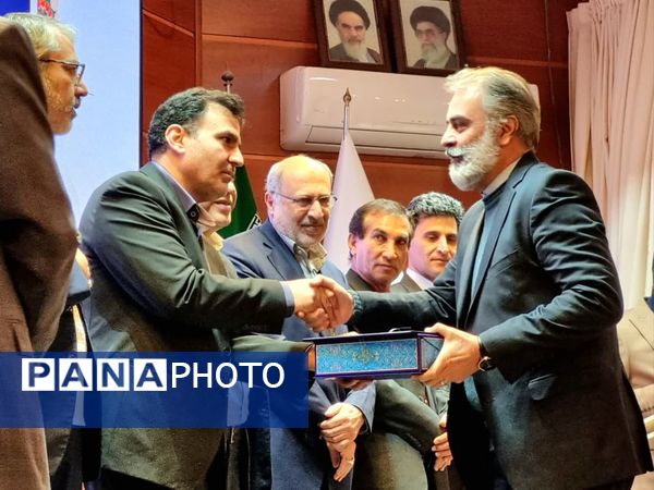 مراسم اختتامیه جشنواره پژوهشی منطقه فرهنگی کاشان