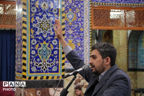 برپایی آیین بزرگداشت دولتمردان شهید در مسجد حظیره یزد 