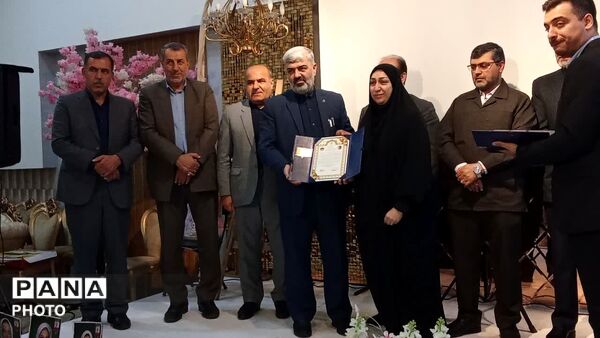 همایش گرامیداشت مقام معلم در نوشهر 