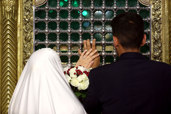 جشن ازدواج ۳۲۵ زوج جوان در حرم حضرت معصومه (س)