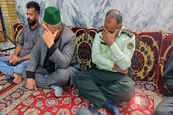 مراسم عزاداری و زنجیرزنی هیئات مذهبی شهر بار در روز تاسوعا حسینی 