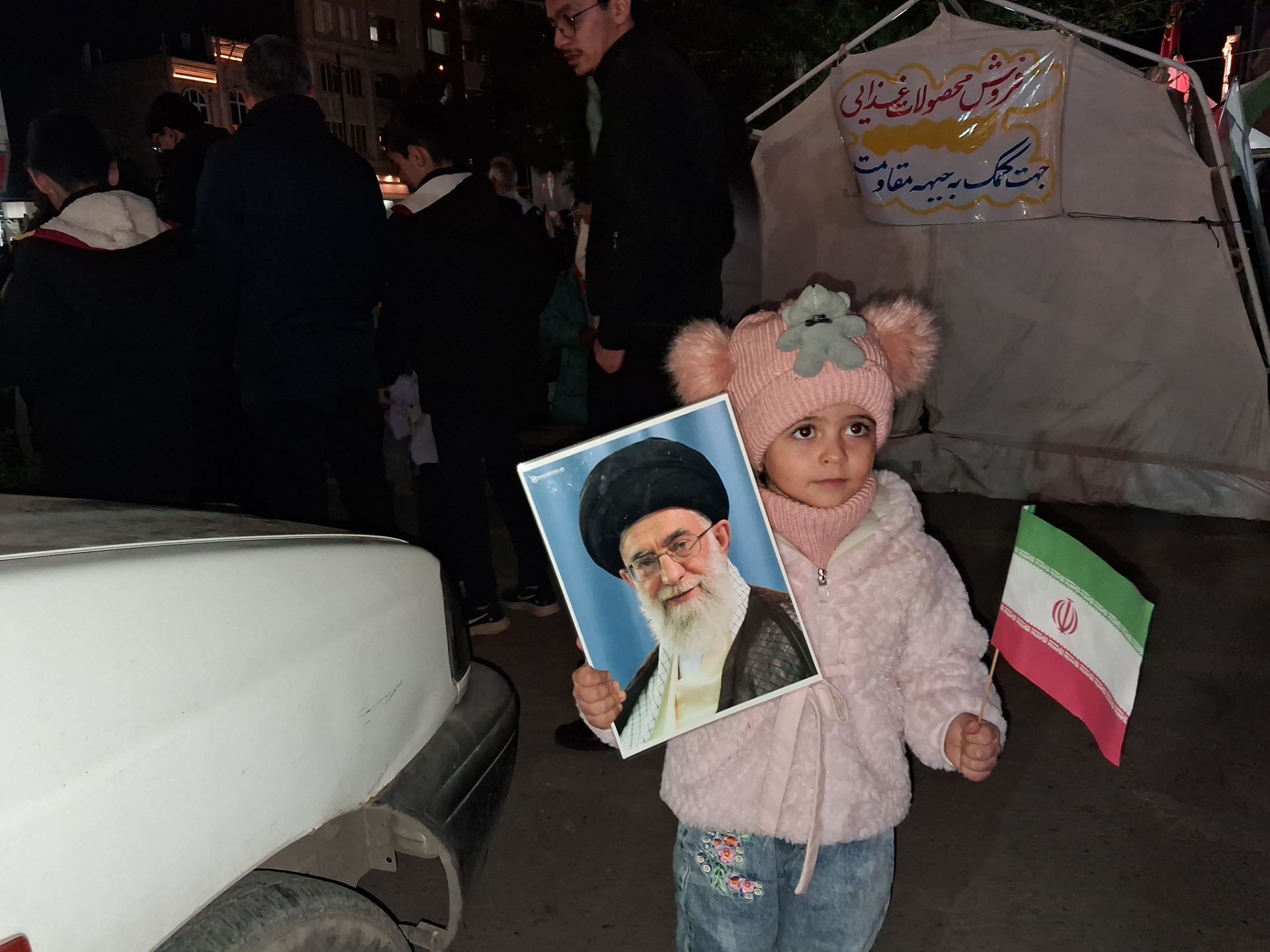 سربازان دهه نودی در قلب میدان 