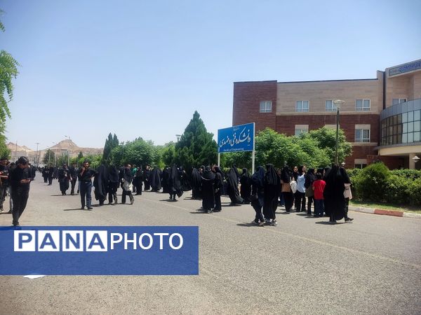 رقابت داوطلبان کنکور رشته تجربی در دانشگاه قم