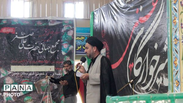 همایش شیرخوارگان حسینی در شهرستان خمین