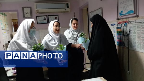 تقدیر از درمانگران سفیدپوش