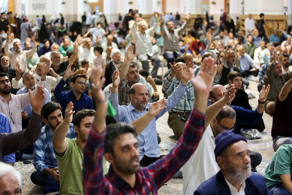 جشن سالروز آغاز امامت حضرت ولی عصر(عج) در حرم کریمه اهل بیت(س)