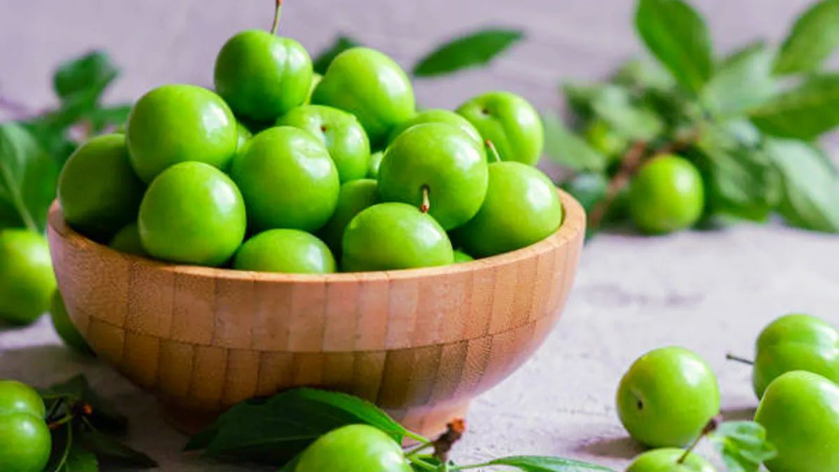 گوجه سبز گنجینۀ بهاری برای استخوان و قلب است