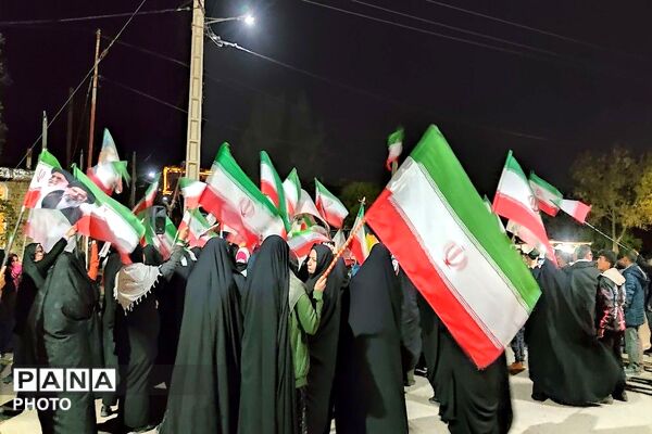 جهاد حضور در خیابان ادامه دارد