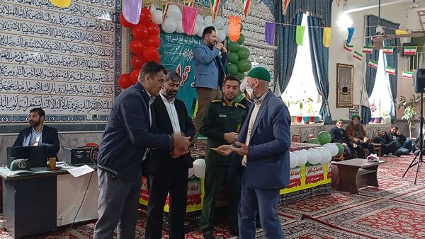 جشن انقلاب به مناسبت راهپیمایی یوم‌الله ۲۲ بهمن در مسجد جامع شهر بار