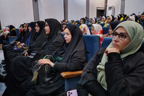 آیین بزرگداشت سالروز تأسیس سازمان دانش‌آموزی و سپاس مربی در کهریزک 