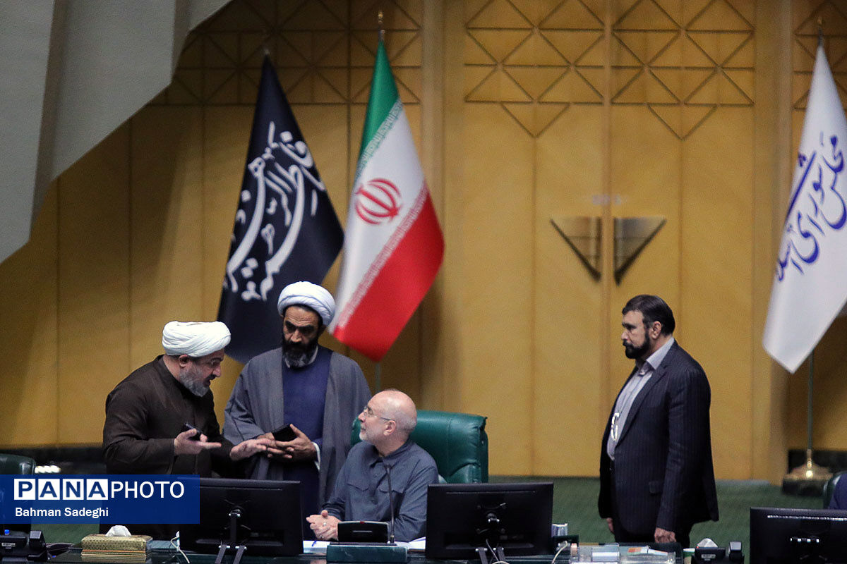 انتخابات هیات رئیسه مجلس‌ دوشنبه برگزار می‌شود