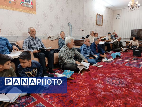 جز خوانی ماه مبارک رمضان در منازل شهروندان بیرجندی 