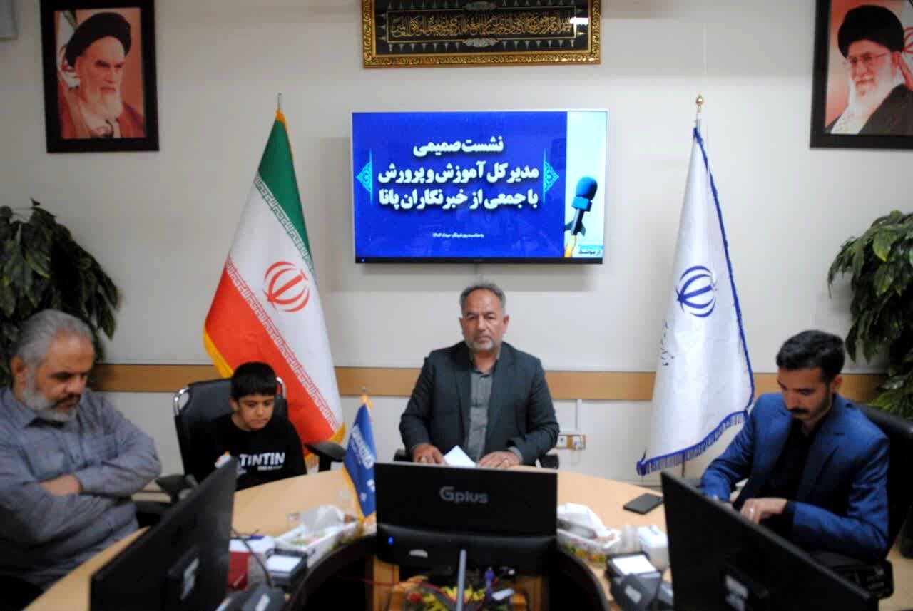 پوشش کامل ثبت نام دانش آموزان گامی بلند در راستای عدالت و ارتقای کیفیت آموزشی است