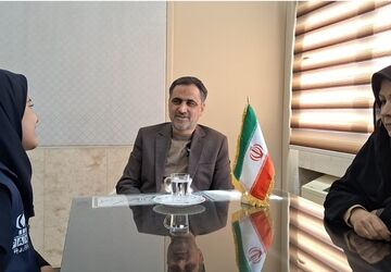 نمایشگاه طرح تشویق مشاغل خانگی در مدارس آموزش وپرورش ناحیه ۴اصفهان