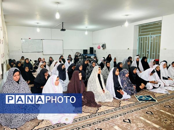 آیین تجلیل از برگزیدگان مسابقات قرآنی، فرهنگی و هنری در خاتم