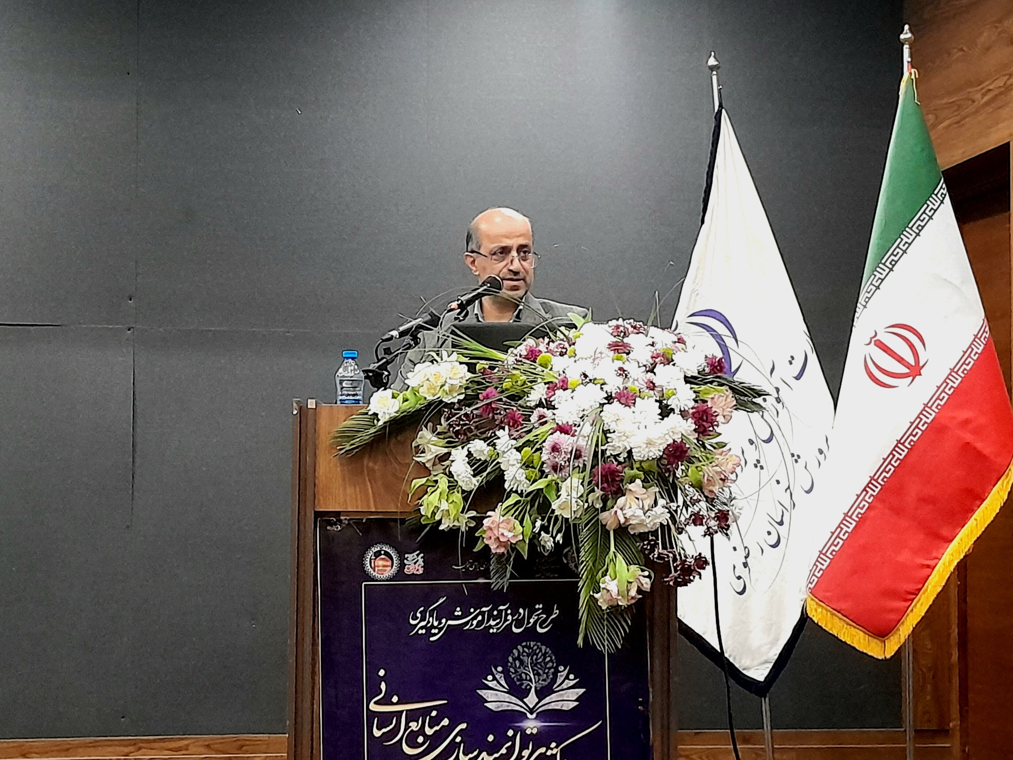 تحول در فرآیند آموزش و یادگیری با محوریت توانمندسازی معلمان آغاز شد