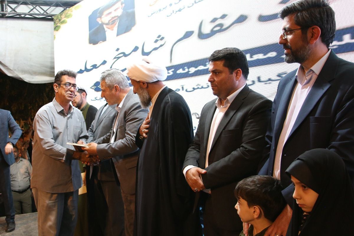 قرچک، میزبان حماسه‌سازی شبانه فرهنگیان در هفته معلم