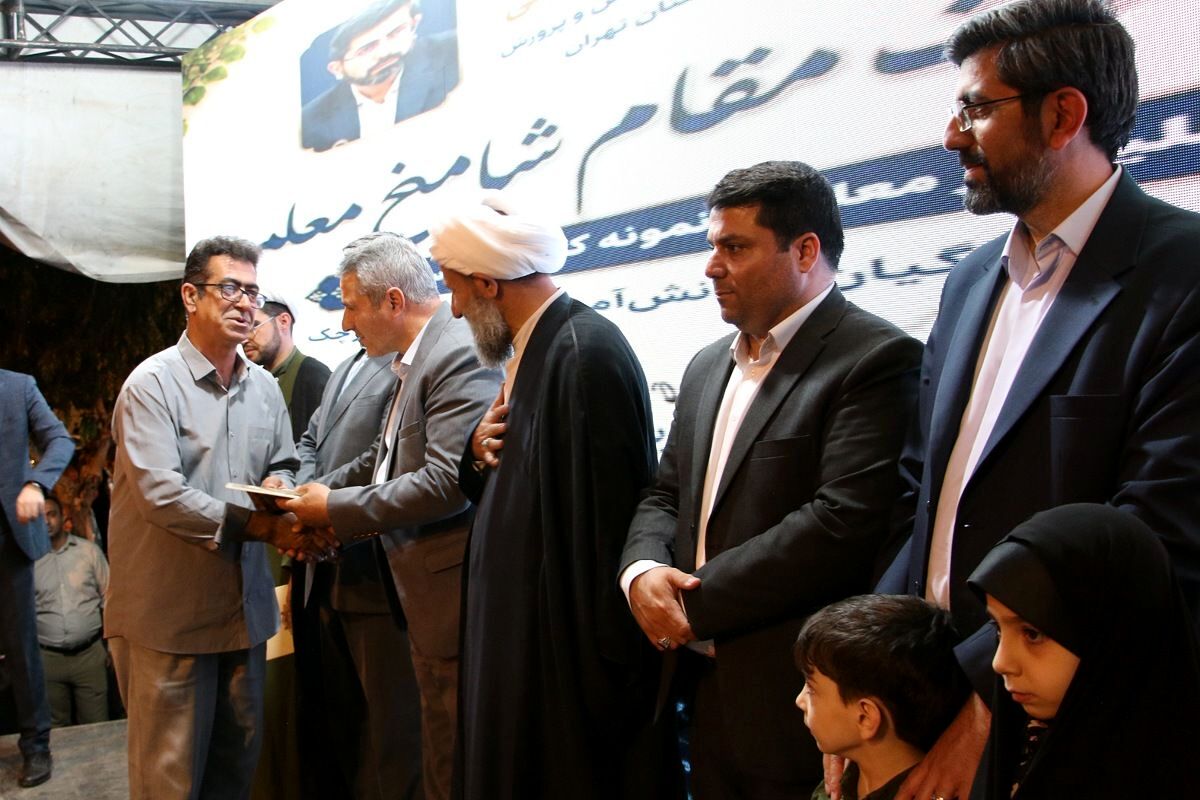 قرچک، میزبان حماسه‌سازی شبانه فرهنگیان در هفته معلم