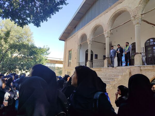 حضور دانش‌آموزان ناحیه یک شهرکرد و لاران در اردوی «طرح تمشک» 