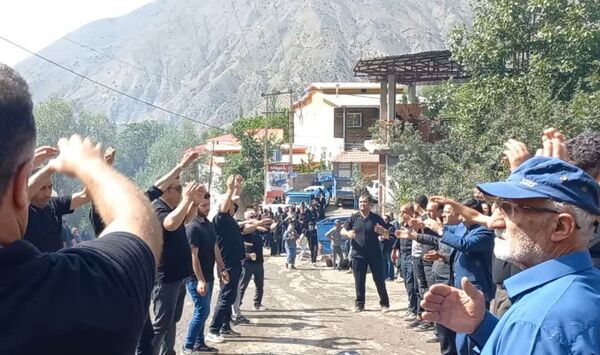 دسته‌روی تاسوعای حسینی در روستای نوسر آمل
