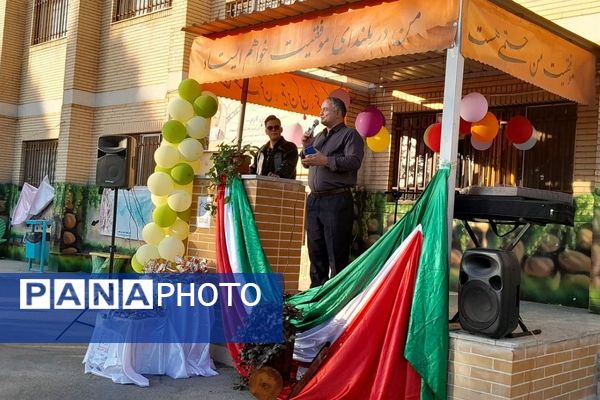 برگزاری مراسم بزرگداشت یاد و خاطره شهدای دانش‌آموز و جشن روز دانش‌آموز در مدارس شهرستان ملارد