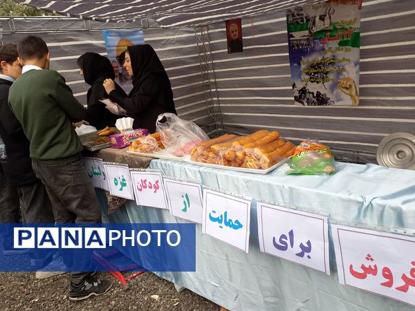 حضور دانش آموزان اسلامشهری در راهپیمایی ۱۳ آبان